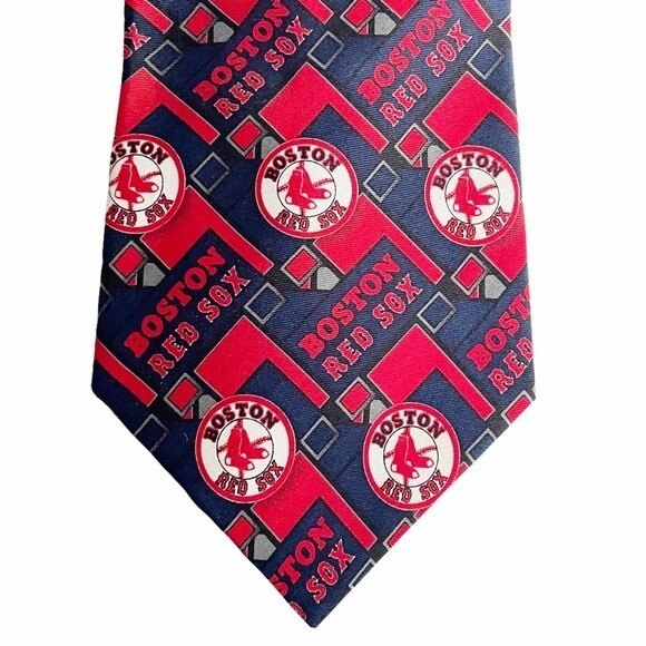 Boston Red Sox MLB 100% Silk Necktie Men’s Licensed Sports Baseball Tie - Picture 3 of 6
